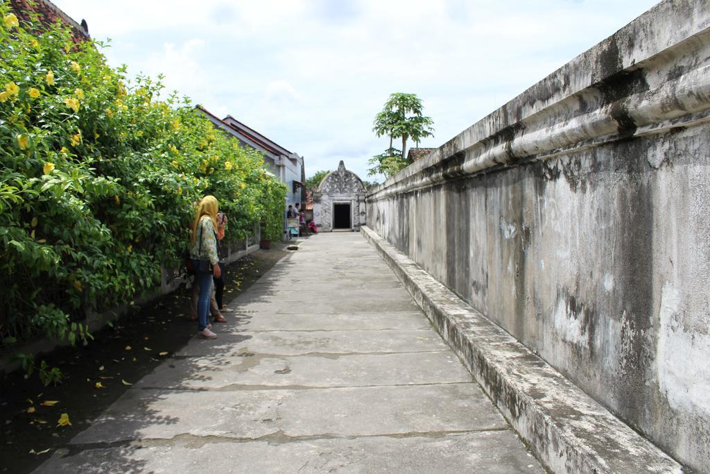 Jogja Backpacker Home Джокякарта Екстериор снимка